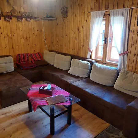 Chalupka Za Magurou *