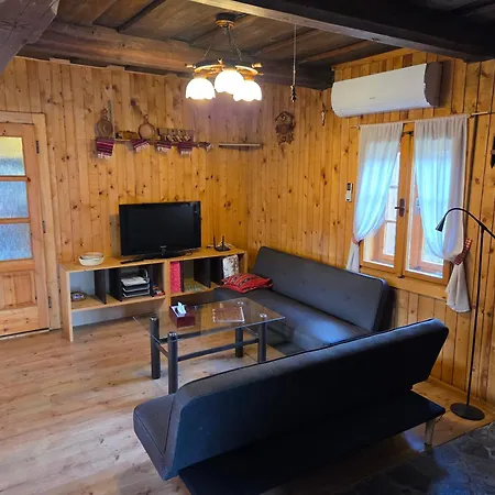 Chalupka Za Magurou Feriehus Matiasovce